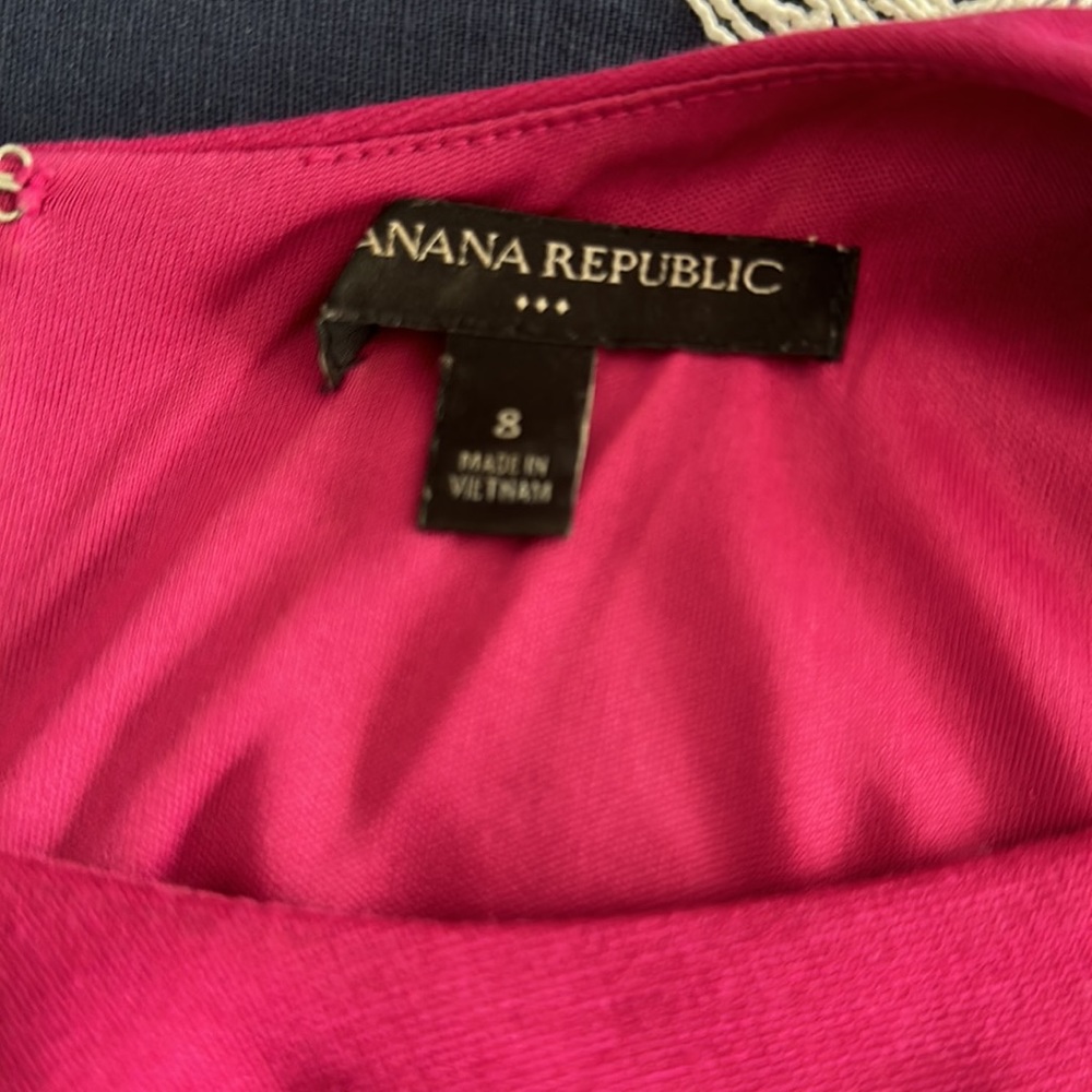 Banana Republic Pink - Picture 3 of 3